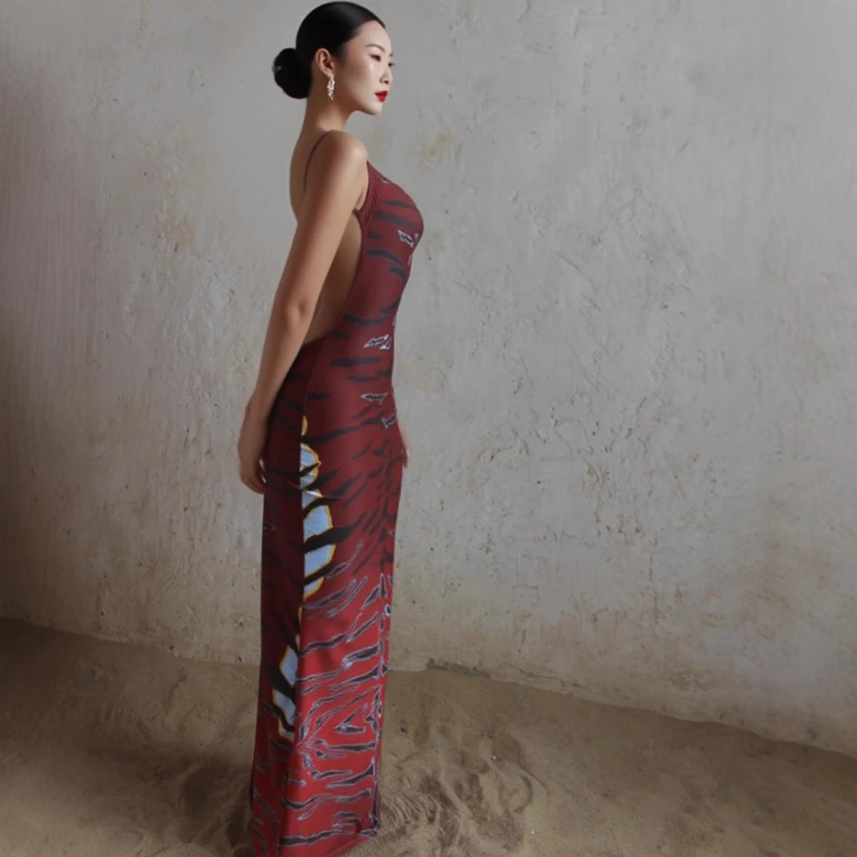 Bodycon Dress With A Unique Print And A Backless Design